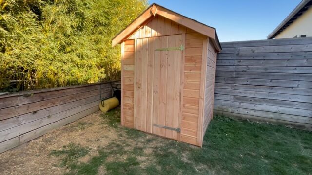 🏡🔨 FABRICATION & POSE D’UN ABRI DE JARDIN SUR-MESURE

Un projet réalisé de A à Z par BATIEV Bati bois jardin ! 💪

🌳 Fabrication sur-mesure
🪵 Structure et habillage en bois
📐 Conception adaptée à l’espace disponible
🔧 Assemblage et pose sur place
🏠 Toiture réalisée avec soin
✨ Une réalisation esthétique, solide et parfaitement intégrée au jardin

Chaque espace est différent : chez BATIEV, nous réalisons vos projets sur-mesure selon vos besoins et vos envies.

📩 Vous avez un projet d’abri de jardin, local technique, rangement extérieur ou petite construction en bois ?

👉 Contactez BATIEV pour étudier votre projet et obtenir votre devis.

BATIEV – Votre projet, notre savoir-faire. 🛠️
www.batibois-idf.com
#batiev #AbriDeJardin #SurMesure #Fabrication #batibois Pose Bois AménagementExtérieur